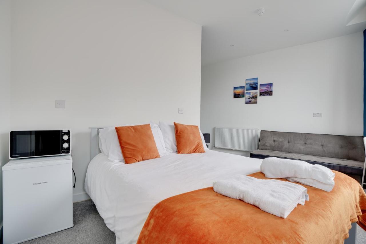 Homesly Guest Rooms, Comfortable En-Suite Guest Rooms With Free Parking And Self Check-In Berwick-upon-Tweed Exterior foto
