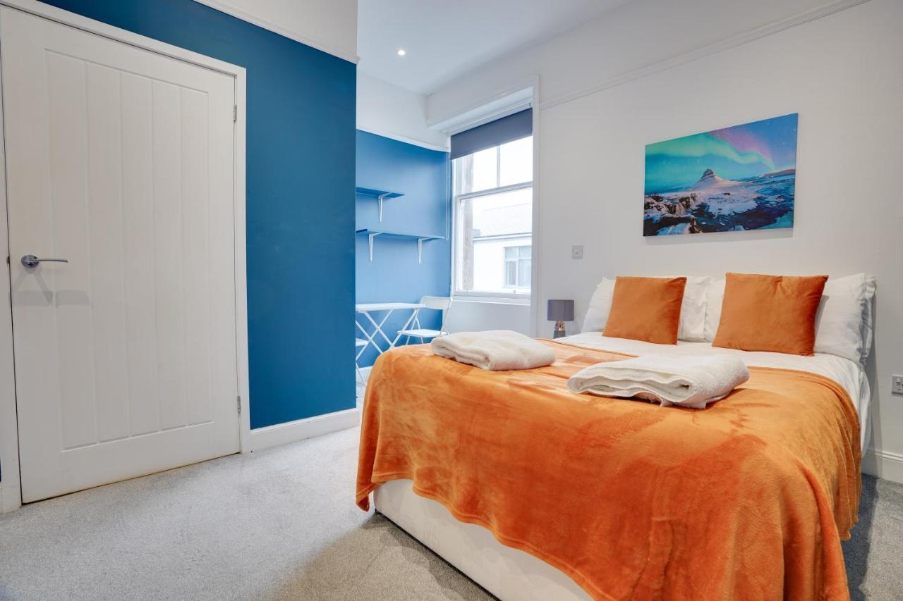 Homesly Guest Rooms, Comfortable En-Suite Guest Rooms With Free Parking And Self Check-In Berwick-upon-Tweed Exterior foto
