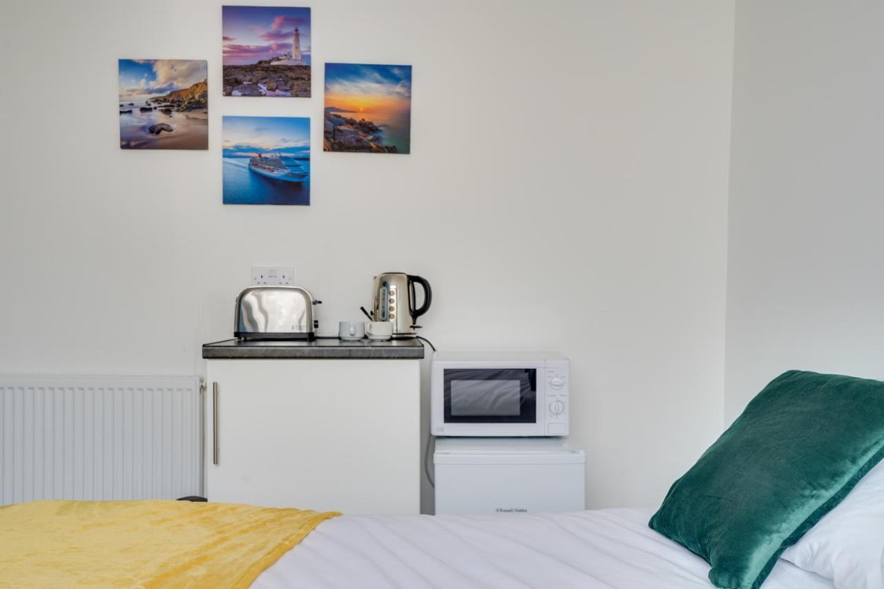 Homesly Guest Rooms, Comfortable En-Suite Guest Rooms With Free Parking And Self Check-In Berwick-upon-Tweed Exterior foto