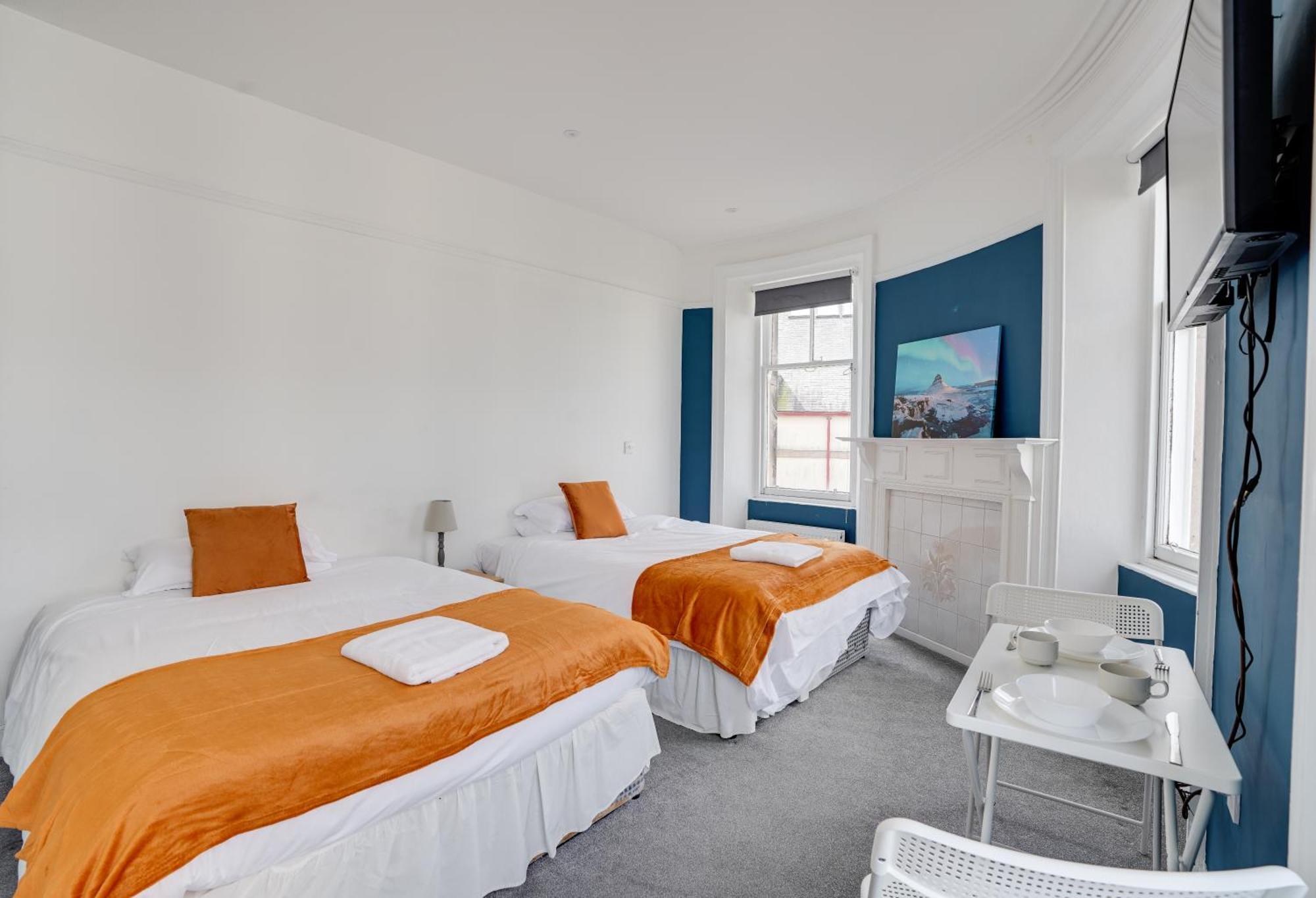 Homesly Guest Rooms, Comfortable En-Suite Guest Rooms With Free Parking And Self Check-In Berwick-upon-Tweed Exterior foto